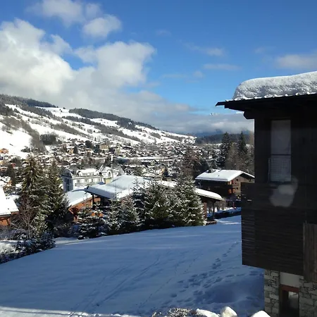 Ideally Located Charming Apartment *