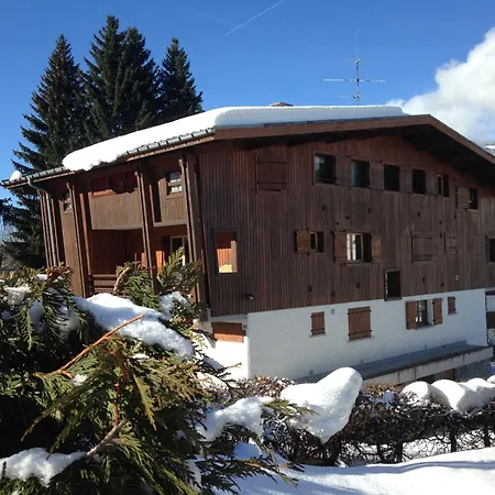 Apartment Ideally Located Charming *